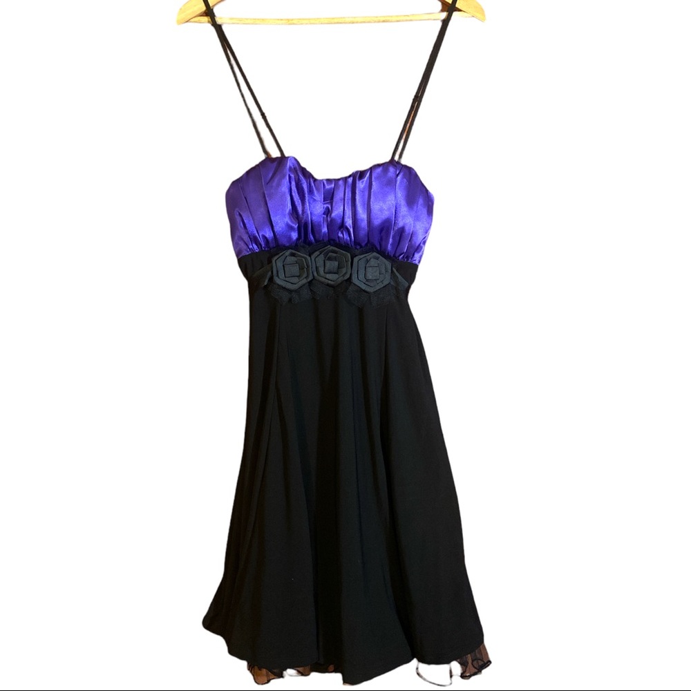 SNAP Purple Black Formal Prom Wedding Dress Juniors Size 9 Spaghetti Strap.